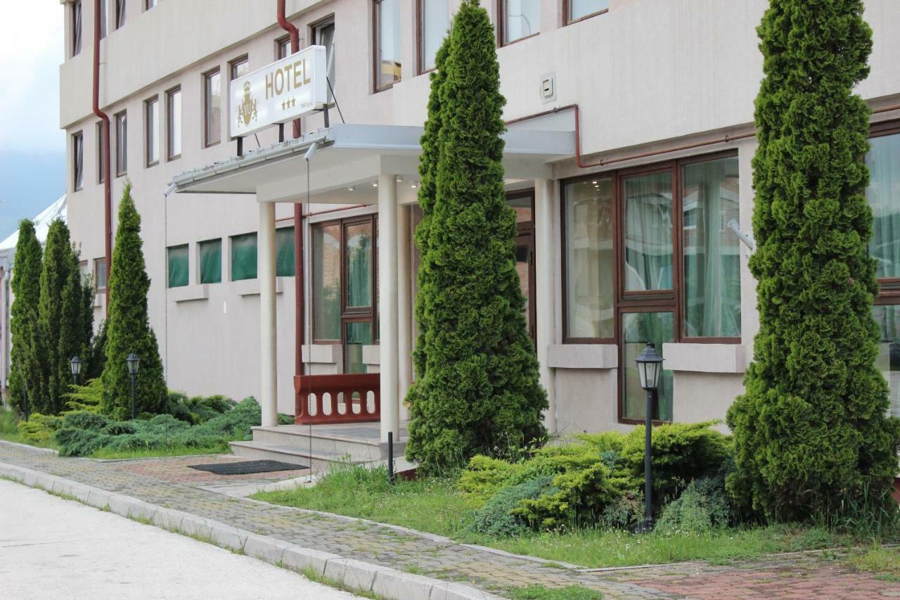 Hotel Beograd - Yu Lukavica Екстериор снимка
