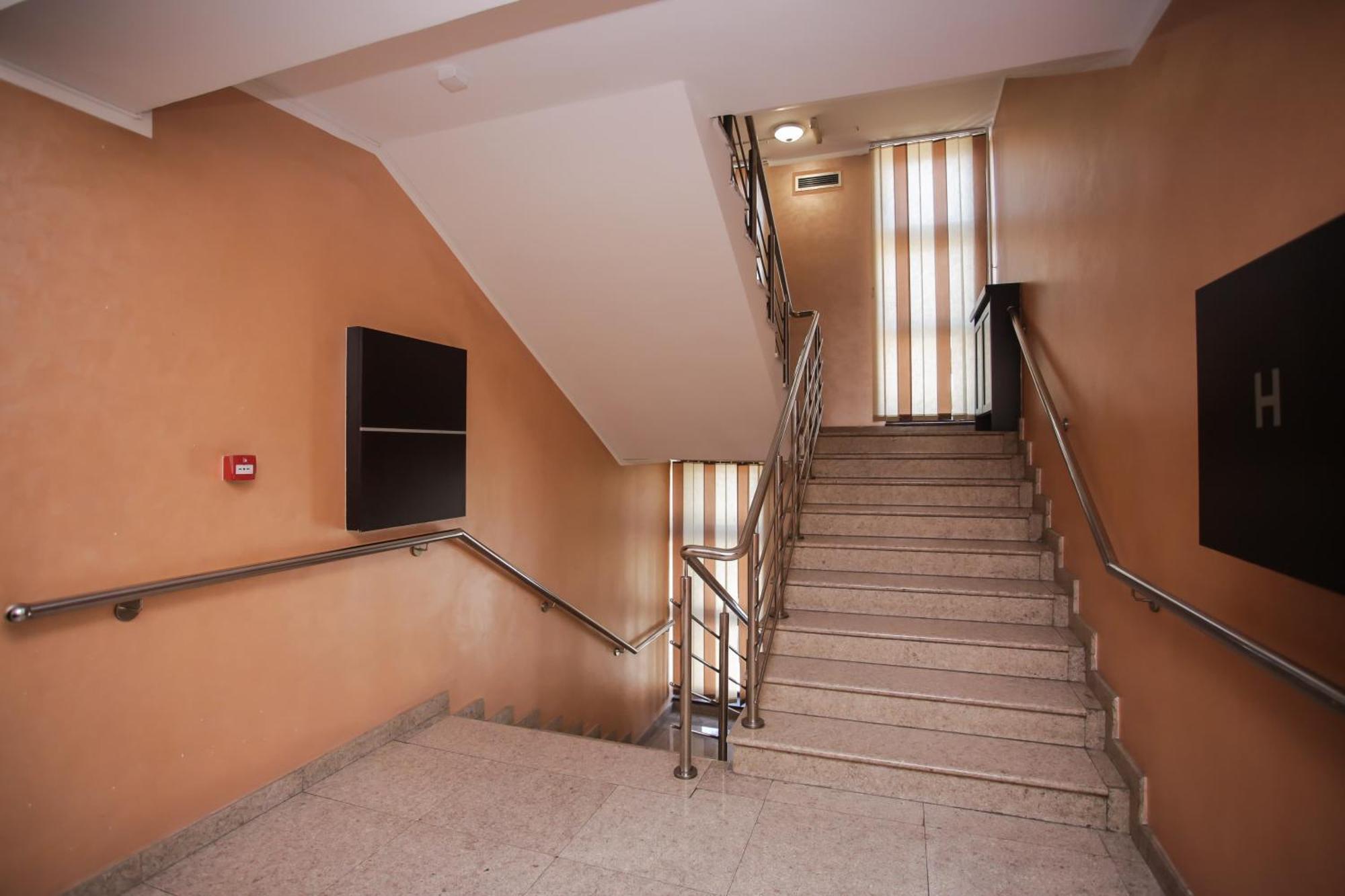 Hotel Beograd - Yu Lukavica Екстериор снимка